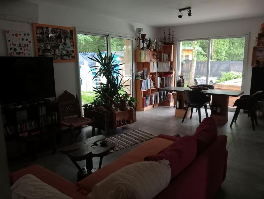 Maison 70M2 Calme Vue Sur Foret Salles  Exterior foto